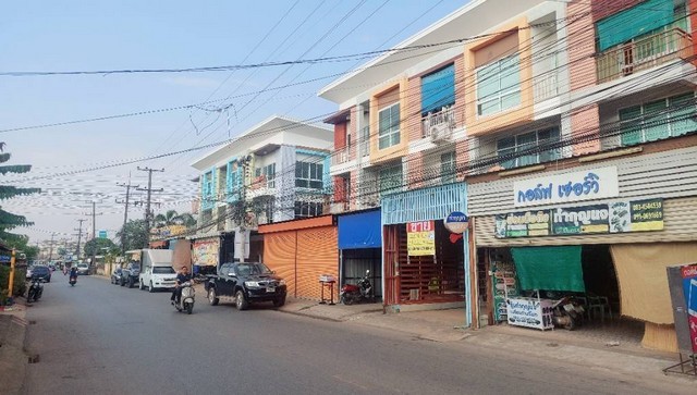 ขายอาคารพาณิชย์ 22 ตารางวา  หลังปทุมเทพ ทำเลดีเหมาะทำธุระกิจ อ.เมือง จ.หนองคาย   ZP090