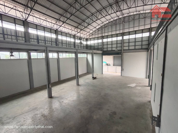 ให้เช่าอาคารโรงงาน/โกดังพื้นที่ใช้สอย 2,600 ตร.ม (พื้นที่สีม่วง) มีหม้อแปลง พร้อมใบอนุญาต ร.ง 4 ถนนลำลูกกา ปทุมธานี ราคาเช่า 220,000 บ/ด