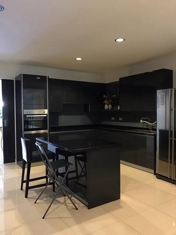 C4354 ขายบ้านเดี่ยว 2 ชั้น หมู่บ้านธารารมณ์ รามคำแหง ซอย 9 พร้อมสระว่ายน้ำส่วนตัว ใกล้รถไฟฟ้าสายสีส้ม