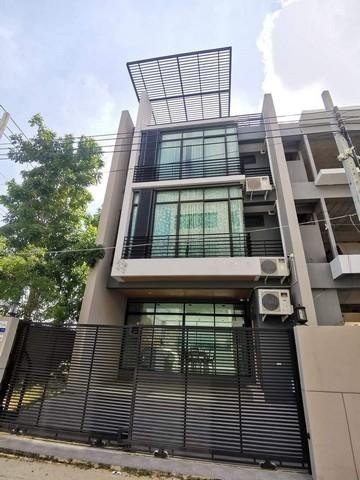 POR3717 ให้เช่า ทาวน์โฮม 3 ชั้น ซอยแบริ่ง 68 ถนนสุขุทวิท 107 ใกล้รถไฟฟ้าสถานีศรีแบริ่ง 100 เมตร เหมาะพักอาศัย ทำโฮมออฟฟิศ เดินทางสะดวก