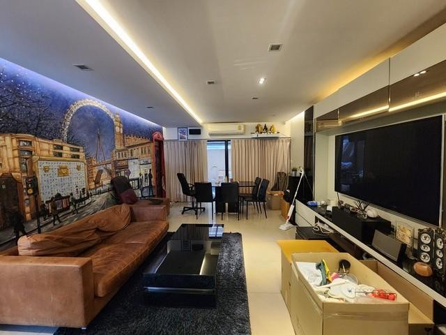 C4336 ขายทาวน์โฮม 3 ชั้น โครงการโนเบิล คิวบ์ พัฒนาการ NOBLE CUBE ใกล้เอกมัย ทองหล่อ ทางด่วน