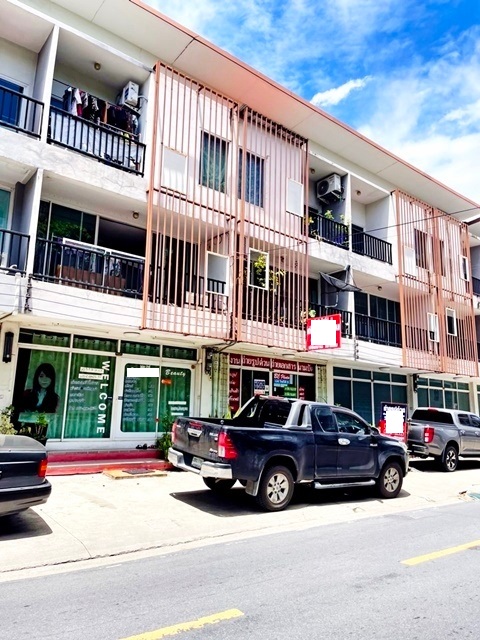 เพชรเกษม102-112 ถูกที่สุด ม.เอเชียอาคเนย์ ตลาดเวิลด์มาร์เก็ต ให้เช่าโฮมออฟฟิศ 3 ชั้น ติดถนน ทําเลดี 23ตรว. 180ตรม. 3นอน 4น้ำ แหล่งชุมชน