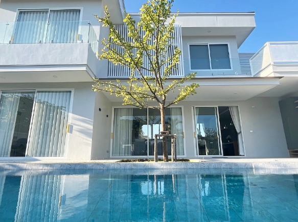ขายบ้าน พูลวิลล่า เนื้อที่ 171 ตรว อ.สันทราย เชียงใหม่ มี 6 ห้องนอน 7 ห้องน้ำ  