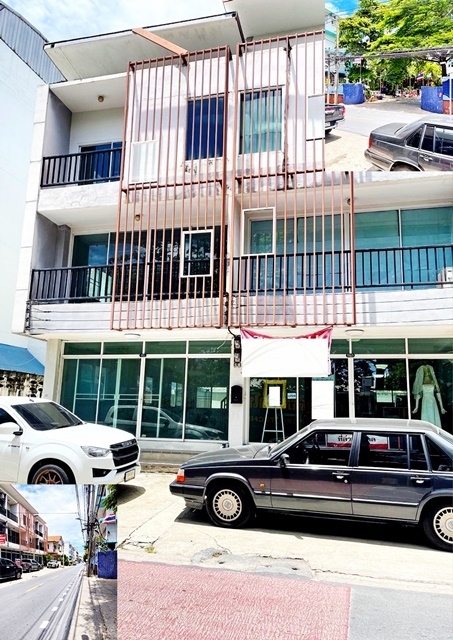 ถูกที่สุด  ติดถนน ทําเลดี 24ตรว. 182ตรม. 3นอน 4น้ำ แหล่งชุมชนม.เอเชียอาคเนย์ ตลาดเวิลด์มาร์เก็ต  เพชรเกษม102-112 ให้เช่าโฮมออฟฟิศ 3 ชั้น