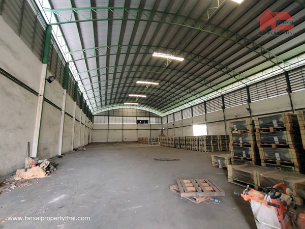 ให้เช่าอาคารโรงงาน/โกดัง เนื้อที่ 3ไร่ พื้นที่ใช้สอย 2,400 ตร.ม บ้าน 1ชั้น 1หลัง ไฟฟ้า 500 KVA ถนนพระราม 2 วัดสวนส้ม ราคาเช่า 250,000 บ/ด
