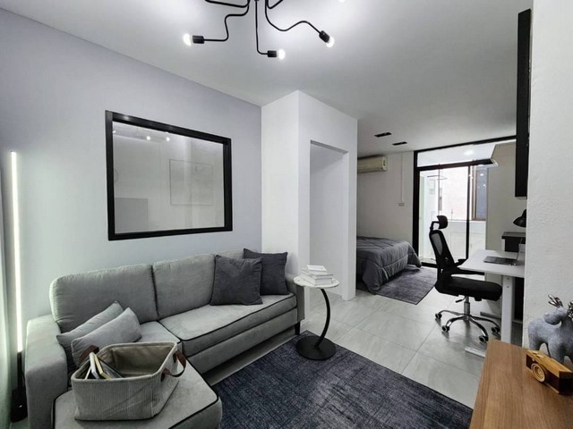 SR Land คอนโด ใหม่ ห้องชุดคอนโดรีโนเวท 31ตรม. ชั้น2 เท่ทันสมัยสไตล์ Modern ใกล้ CentralFest 5นาที