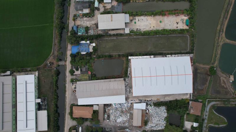 ขายโรงงาน โกดัง 4 ยูนิต มีใบ รง. 4  เนื้อที่ 5 ไร่ พื้นที่ใช้สอยรวม 4,340 ตรม. จ. สมุทรสาคร ใกล้ถนนพระราม 2 พื้นรับน้ำหนักได้ 10 ตัน