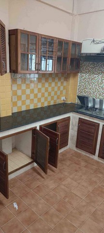 ขายบ้านเดี่ยว หมู่บ้านมณีรินทร์เลคแอนด์ลากูน ถนนรังสิตปทุม ตำบลบ้านกลาง  (โครงการ พร็อพเพอร์ตี้ จำกัด มหาชน)