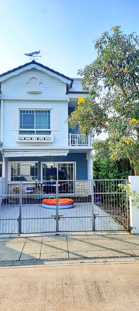 รักสัตว์ อินดี้ 2 ทาวน์โฮมหัวมุมให้เช่า บางนา กม.7 2นอน 3น้ำ ติดเมกะบางนา โรงเรียนนานาชาติ Concordia โรงพยาบาล Prince รร.นานาชาติเบิร์กลีย์