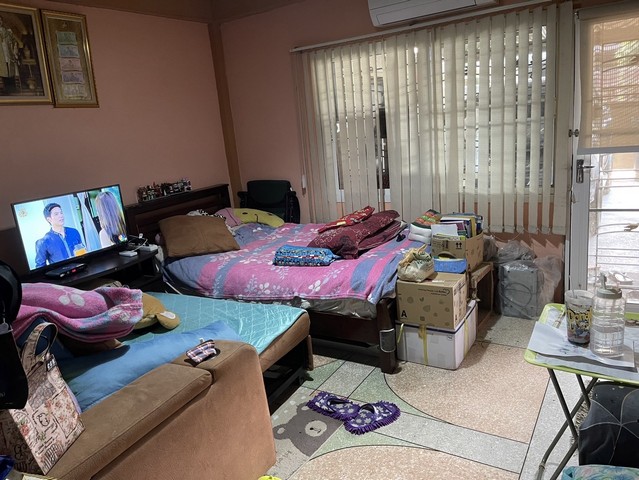 ขายด่วน ทาวน์เฮาส์ เจ้าของขายเอง รามอินทรา ซอย 5 แขวงอนุสาวรีย์ เขตบางเขน กรุงเทพมหานคร