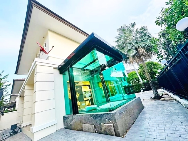 ราชพฤกษ์ วงเวียนพระราม 5ให้เช่าบ้านเดี่ยว 2 ชั้น หัวมุม 66ตรว.เดอะซิตี้ 220ตรม. 2นอน 3น้ำ 2จอดรถ 2แอร์ ทางด่วนจตุจักร เดอะวอล์ค ราชพฤกษ์