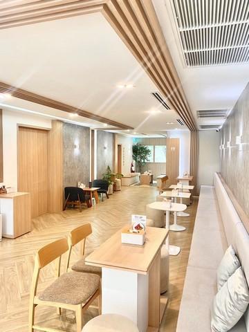 BB087 ปล่อยเซ้งร้าน 2 ชั้น 170 ตร.ม ในโครงการ The Racquet Club Sukhumvit 49