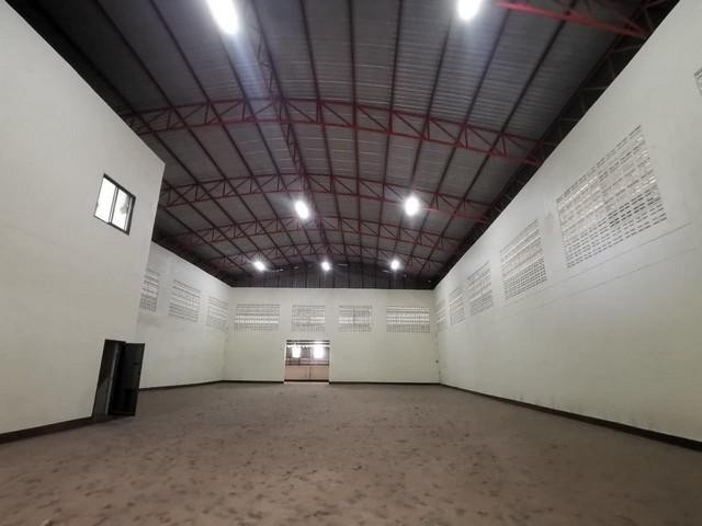 C4381 ขายโกดัง โรงงานพร้อมออฟฟิศ 370 ตรว  สมุทรสาคร ใกล้ถนนพระราม 2 เพียง 700 เมตร