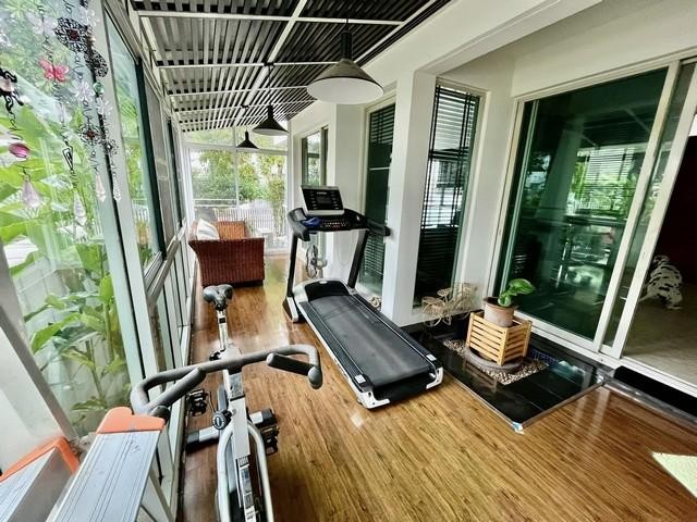 C4380 ขายบ้านเดี่ยว 3 ชั้น หมู่บ้านเดอะ สตาร์ เอสเตท @ พัฒนาการ ซอยพัฒนาการ 69 หลังมุม