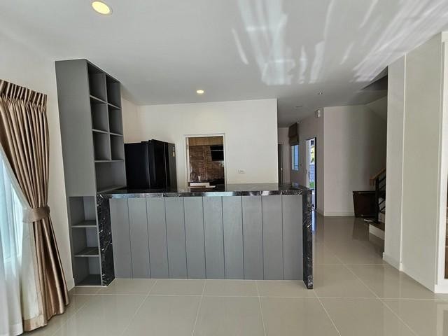 C4371 ขายบ้านเดี่ยว 2 ชั้น หมู่บ้าน Centro บางนา - วงแหวน เฉลิมพระเกียรติ 30 หลังมุม ใกล้ห้างเมกะบางนา