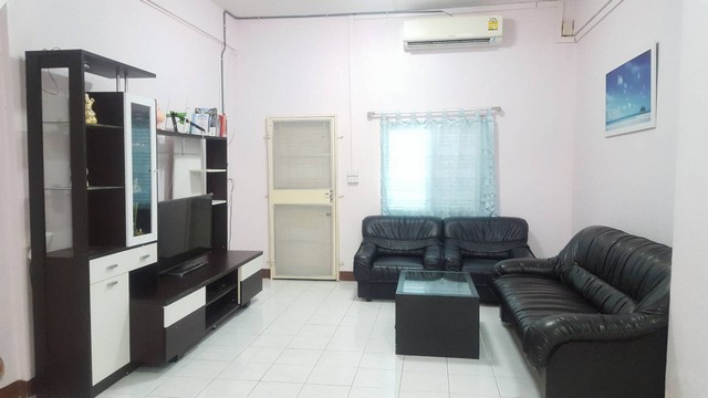 บ้าน 2 ชั้น หมู่บ้านเดอะริช ใกล้สี่แยกพีเอ็มวาย ผ่อน 6000