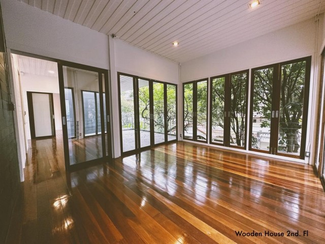 POR3724 ให้เช่า อาคาร สำนักงาน ซอยเสือใหญ่ รัชดา 32 ใกล้ ศาลอาญา MRT ลาดพร้าว ขนาด 1,200 ตรม. จอดรถ 18 คัน