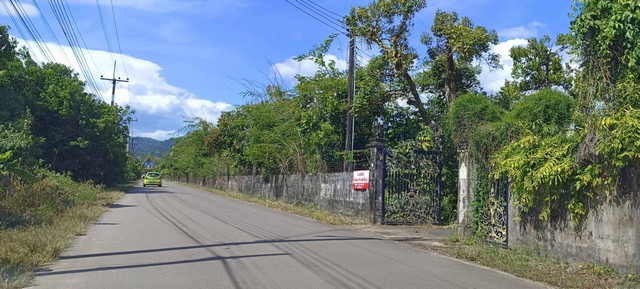 ขายที่ดินสวนมังคุด  พื้นที่ 6-2-60ไร่ พร้อมบ้านพักอาศัย ติดถนน 3 ด้าน