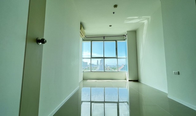 ขายคอนโดโครงการ ลุมพินี พาร์คบีช จอมเทียน อ.บางละมุง จังหวัดชลบุรี PKK05-00962