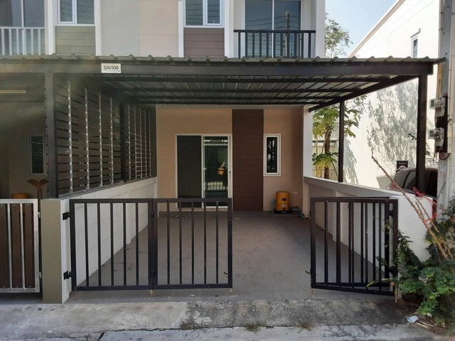 ขายทาวน์เฮ้าสื โกลเด้น ศรีสุวิทย์  อ.บางละมุง จ.ชลบุรี  PSC00159