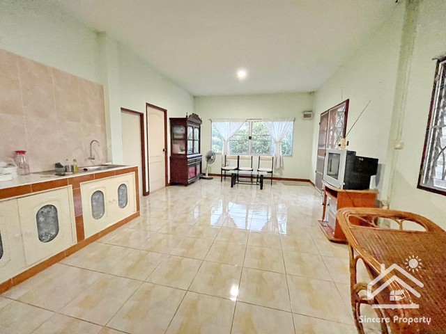 ขายที่ดิน 2 ไร่เศษ พร้อมบ้าน 3 หลังและสวนผลไม้ ทำเลดี อากาศดีมาก ติดแม่น้ำเจ้าพระยา-นครสวรรค์