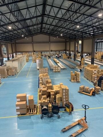 ให้เช่าโกดัง เก็บสินค้าขนาดใหญ่  4,500ตรม. ในนิคมอุตสาหกรรมแหลมฉบัง ศรีราชา จังหวัดชลบุรี