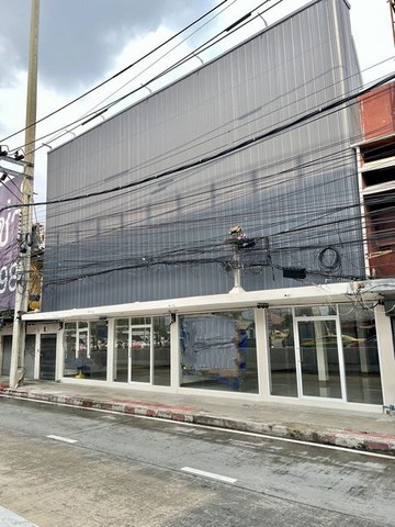 BRA462 ให้เช่าอาคารพาณิชย์2ชั้น 2คูหา จรัญสนิทวงศ์ บางกอกน้อย ทำเลดี ติดMRT แยกไฟฉาย ติดต่อ : - คุณสราวุฒิ Tel. 0994108945Line : ballwuth•ติดรถไฟฟ้า 30 เมตร จาก MRT สถานี แยกไฟฉาย•ติดถนนจรัญสนิทวงศ์ตัดกับถนนพรานนก•ติดคอนโด The Origin•อาคารสร้างใหม่ 2 คูหา 2 ชั้น•ที่จอดรถ 2 คัน /2 คูหา•หน้ากว้าง 7 เมตร ลึก 15 เมตร•พื้นที่ใช้สอย 210 ตารางเมตรเงื่อนไขการทำสัญญา•ค่าเช่าเดือนละ 60,000 บาท•มัดจำ 3 เดือน ล่วงหน้า 1 