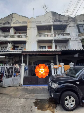 ขายทาวน์เฮ้าส์ วิมเบอร์ลี่โฮม สุขุมวิท 105(ซอยลาซาล​ 1 แยก 5)​ 17 ตรว. 3​ชั้นเพียง​ 3.25 ล้าน​ ​รถไฟฟ้าแบริ่งแค่ ​200 เมตรรายละเอียด:- 3 ชั้น มี 3 ห้องนอน 3 ห้องน้ำ- บ้านสภาพดี ต่อเติมหลังคาที่จอดรถ หลังบ้านต่อเติมครัวและระเบียงชั้น 3- ประตูไม้กับบรรไดสวยๆใช้ไม้อย่างดีจากภาคเหนือการเดินทาง :- บ้านทำเลดีมาก อยู่ซอยลาซาล 1 ใกล้ถนนสุขุมวิท มีรถประจำทางผ่าน เชื่อมต่อถนนบางนาต