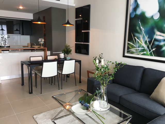 ขายคอนโด คอนโด เดอะ ริเวอร์ เจริญนคร / THE RIVER CHAROENNAKORN โครงการใกล้สะพานตากสิน