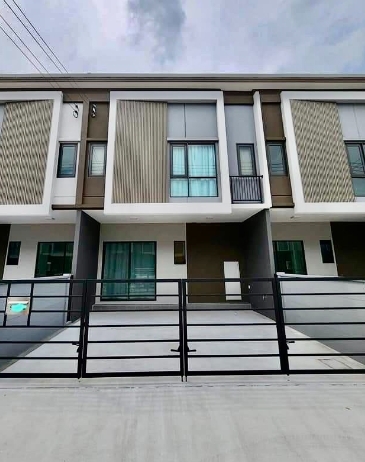  ให้เช่าทาวน์โฮม 2 ชั้น แกรนด์พลีโน่ พหล-วิภาวดี มี เฟอร์ พร้อมอยู่ ใกล้ฟิวเจอร์พาร์ครังสิต ม.กรุงเทพ มี 3นอน 2 น้ำ