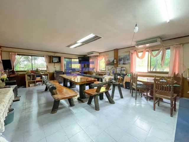 ขายบ้านเดี่ยว พร้อมกิจการน้ำดื่ม เนื้อที่ 3 ไร่ อำเภอเมืองกาฬสินธุ์