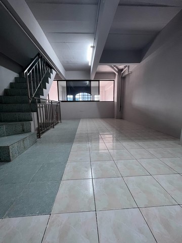 ขาย/เช่า อาคารพาณิชย์ 4 ชั้นครึ่ง ถ.ศรีนครินทร์ ซ.ศรีด่าน 9/3 ใกล้รถไฟฟ้า-ศรีแบริ่ง