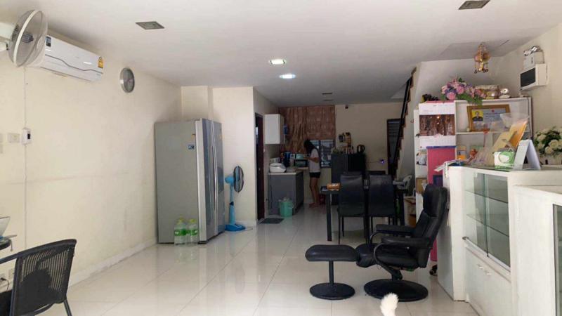 ขาย อาคารพาณิชย์2 ชั้น  โซนเจ็ดยอด เชียงใหม่ LH- SC000369