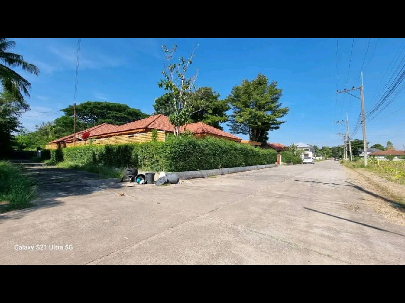 เฉพาะที่ดินสุดคุ้มหาไม่ได้แล้ว *ราคาดีที่สุด! บ้านแฝดหรูพร้อมที่ดินกว้างขวางใกล้ มข.และสิ่งอำนวยความสะดวกครบครัน**