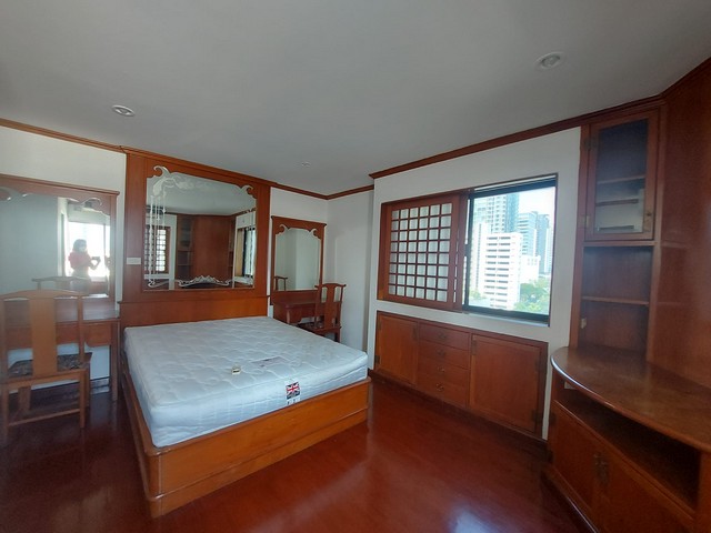 ขายคอนโด Le Premier 2 ขนาด 3 ห้องนอน 4 ห้องน้ำ ชั้น 9 พื้นที่ 169 ตร.ม