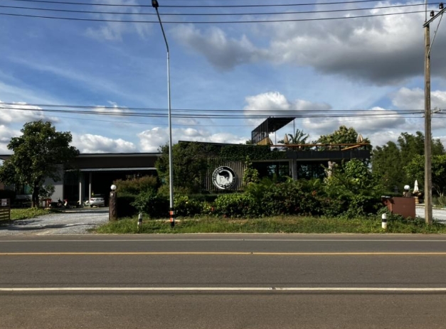 ขายที่ดิน อาคาร พร้อมธุรกิจคาเฟ 600 ตรว  เขาใหญ่ อ.ปากช่อง นครราชสีมา