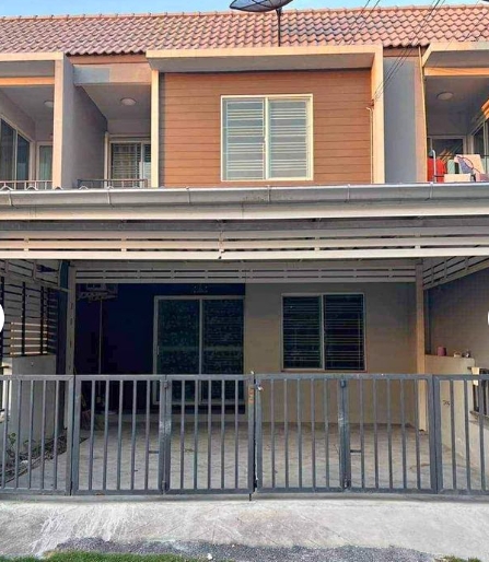  ให้เช่าทาวน์โฮม2 ชั้น เดอะคัลเลอร์ บางนา ก.ม.8 มี 3 ห้องนอน 2 ห้องน้ำ  ติดอิเกียบางนา