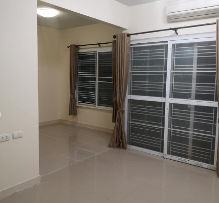 ให้เช่าทาวน์โฮม2 ชั้น เดอะคัลเลอร์ บางนา ก.ม.8 มี 3 ห้องนอน 2 ห้องน้ำ  ติดอิเกียบางนา