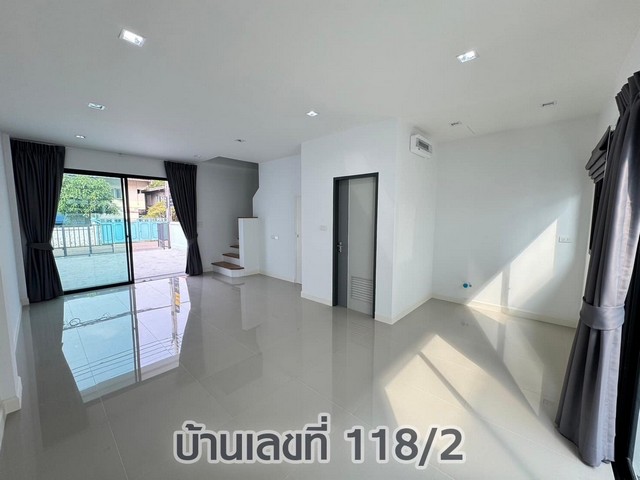 ขายทาวน์โฮมใหม่ 3 ชั้น 23 ตรว. ลาดพร้าว 83 เดินทางสะดวก ใกล้เลียบด่วน ปากซอยเป็น MRT สถานีลาดพร้าว83