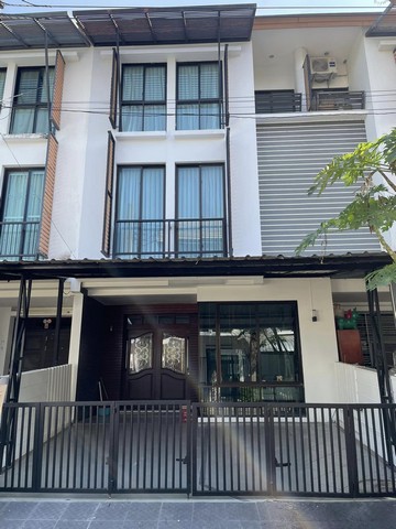 ให้เช่าทาวน์โฮม 3 ชั้น อารียาแมนดารีน่า สุขุมวิท77 ติดถนนอ่อนนุช เฟอร์นิเจอร์พร้อมเข้าอยู่ ใกล้ MRT สถานีศรีนุช