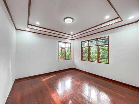 ขายบ้านเดี่ยว 2 ชั้น 4 ห้องนอน โซนอ่างทอง อ.เกาะสมุย