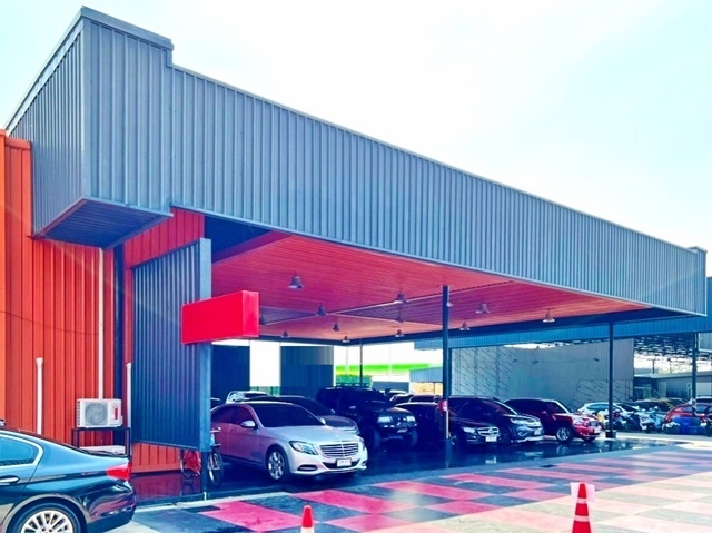 ติดถนนใหญ่ เดอะพาซิโอ พาร์ค กาญจนาภิเษก ให้เช่าพื้นที่ทำตลาดรถยนต์มือสอง 2 ล็อค + อาคารสำนักงาน 40ตรว. 400ตรม. 