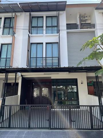 ให้เช่าทาวน์โฮม 3 ชั้น อารียาแมนดารีน่า สุขุมวิท77 ติดถนนอ่อนนุช พื้นที่ 200 ตรม. 3 ห้องนอน 3 ห้องน้ำ เฟอร์นิเจอร์พร้อมเข้าอยู่ 