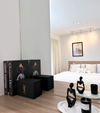 ติดต่อ หลิน 088 598 6998 Line ID: positive.agSALE 1.59 ลบ *ฟรีทุกค่าใช้จ่ายวันโอนเซเว่นสตาร์ คอนโด เจ็ดยอดใกล้ ม.เชียงใหม่ Maya mall นิมมาน ซื้ออยู่เองหรือปล่อยเช่าคุ้มมาก (การันตีผู้เช่า) .• ขนาด 30 ตรม. ชั้น 4 ตกแต่งรีโนเวทใหม่ทั้งห้อง พร้อมหิ้วกระเป๋าเข้าอยู่ได้ทันที-เครื่องใช้ไฟฟ้าครบชุด -smart tv 40”-ตู้เย็น -เตาทำอาหาร ฮูดดูดควัน -เครื่องปรับอากาศ -เครื่องซักผ้า-เครื่องทำน้ำอุ่น.ค่าส่วนกลาง 600 บ