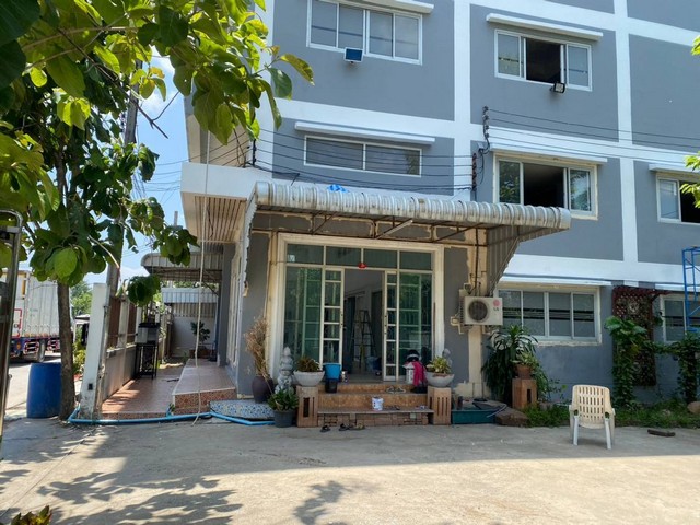 ให้เช่าอาคารพาณิชย์ 4 ชั้นครึ่ง ซอยอนามัยงามเจริญ 25 ถนนพระราม 2