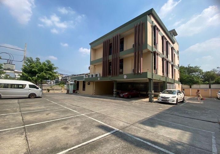  ให้เช่าอาคาร 3 ชั้น   ย่านดอนเมือง  ใกล้ถนนวิภาวดี  ติดกับทางเข้าฐานทัพอากาศ