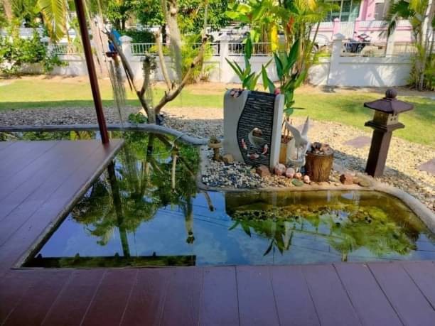 โซนหางดง ใกล้กาดฝรั่ง ขาย 5.5 ล้าน 86 ตรว. บ้านเดี่ยว 2 ชั้น บ้านสวยหลังมุม ในโครงการ สวย กว้างขวาง เงียบสงบ ปลอดภัย ใกล้นานาชาติลานนา