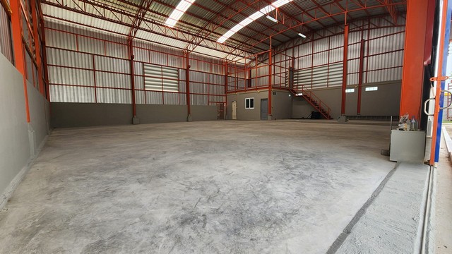 ให้เช่าโกดังใหม่  ขนาด 350 ตร.ม.  หนองจอกประชาสำราญ รถ 6 ล้อ รถคอนเทรลเลอร์ เข้า-ออกได้