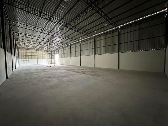 ให้เช่าโกดัง ติดนิคมอุตสาหกรรมโรจนะ อยุธยา มีหลายขนาด 500-800 ตารางเมตร