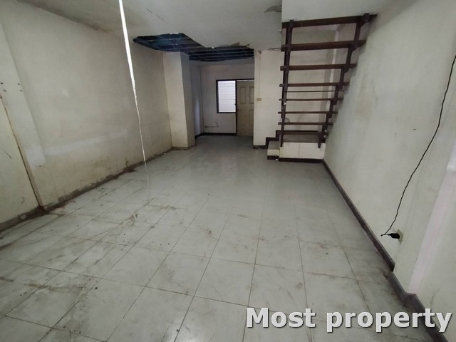 ให้เช่า บ้านแฝด 2ชั้น พลีโน่ สุขุมวิท-บางนา 2 บ้านใหม่ มี 3 นอน 3 น้ำ